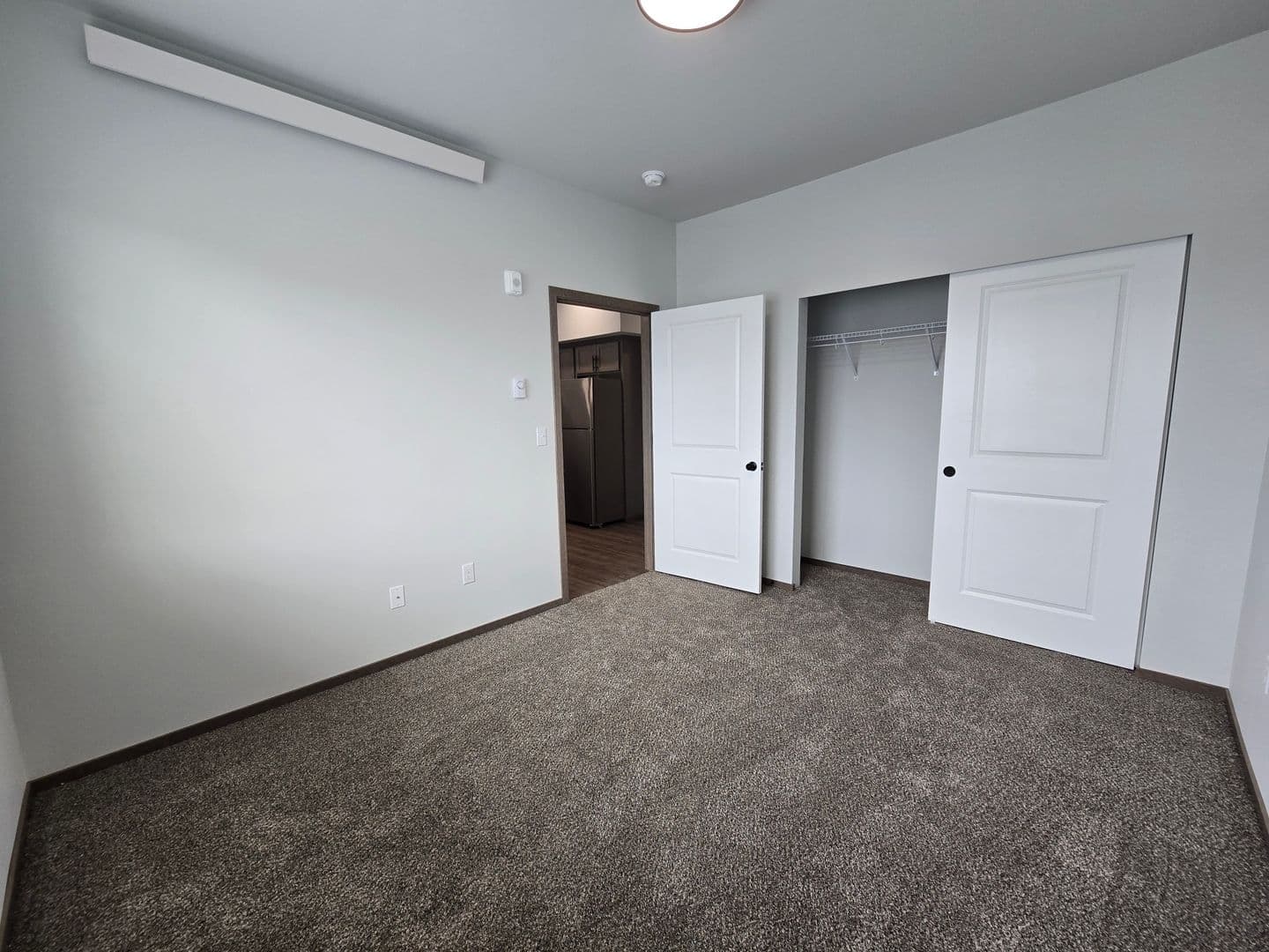 Mount Vernon Apartment: 1600 JJ Place