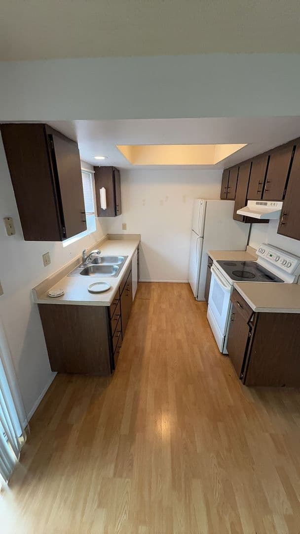 Sedro Woolley Apartment: 1301 6th Street  1,2,3,4