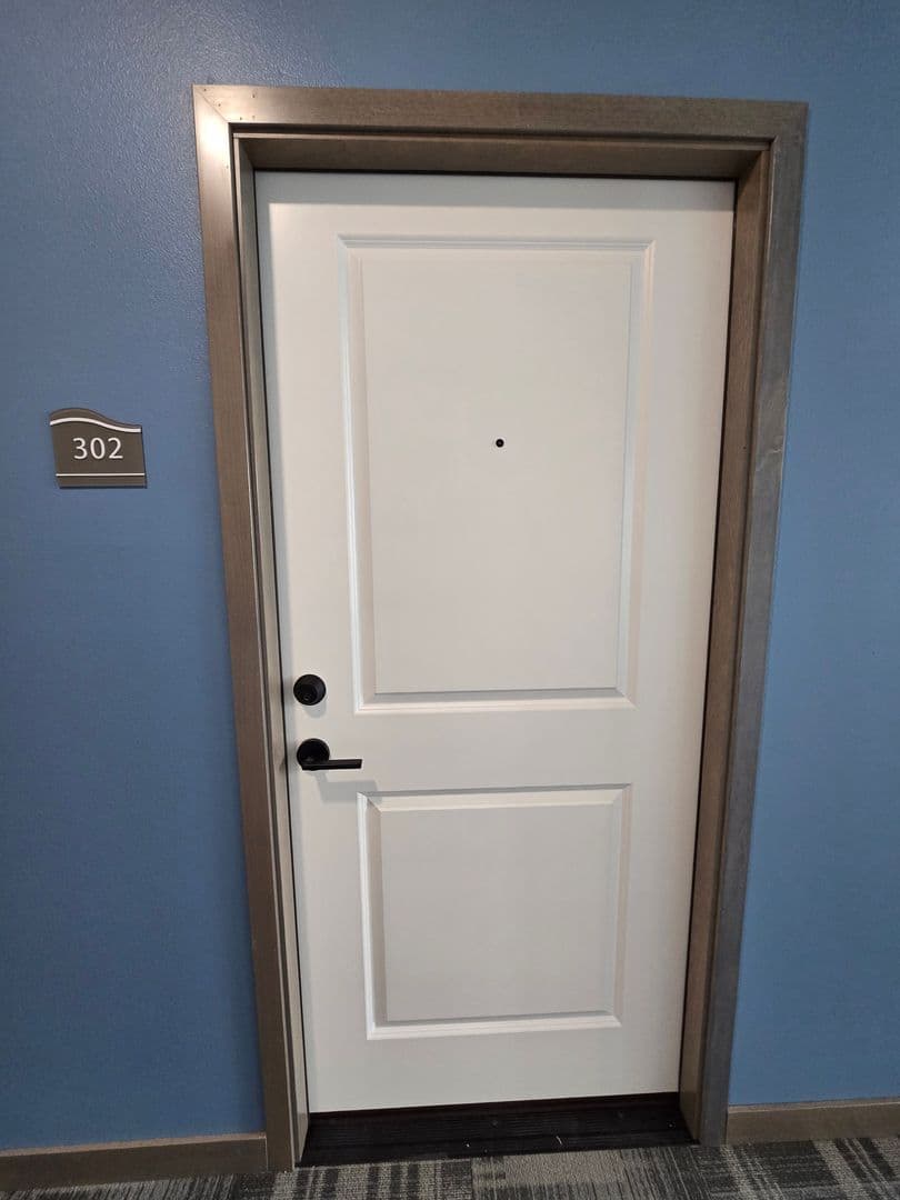 Mount Vernon Apartment: 1600 JJ Place