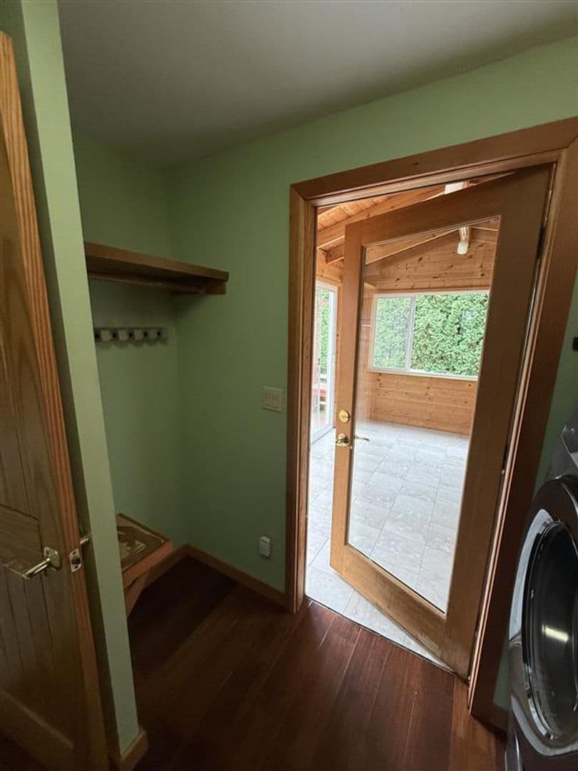 Sedro Woolley House: 9585 Glenwood Acres Road