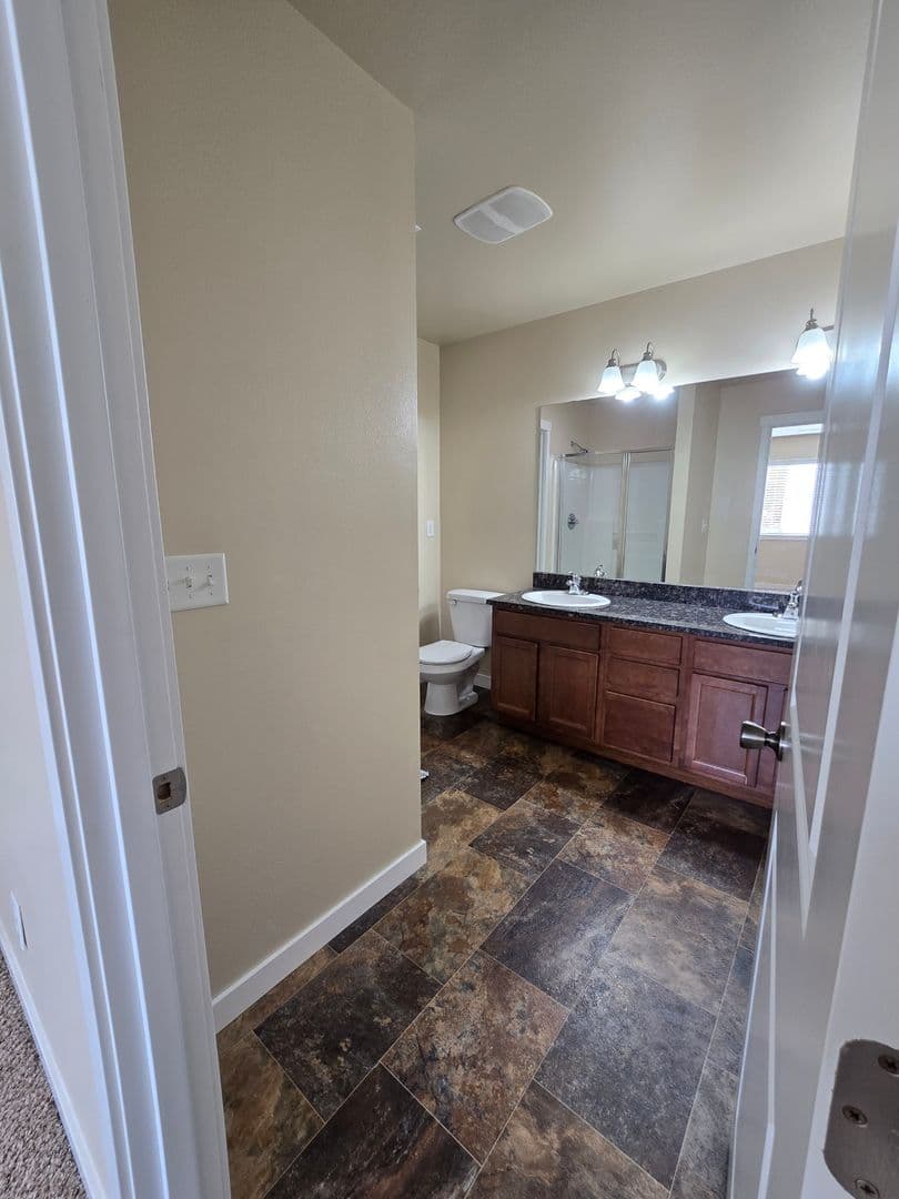 Bellingham House: 336 Tremont Ave