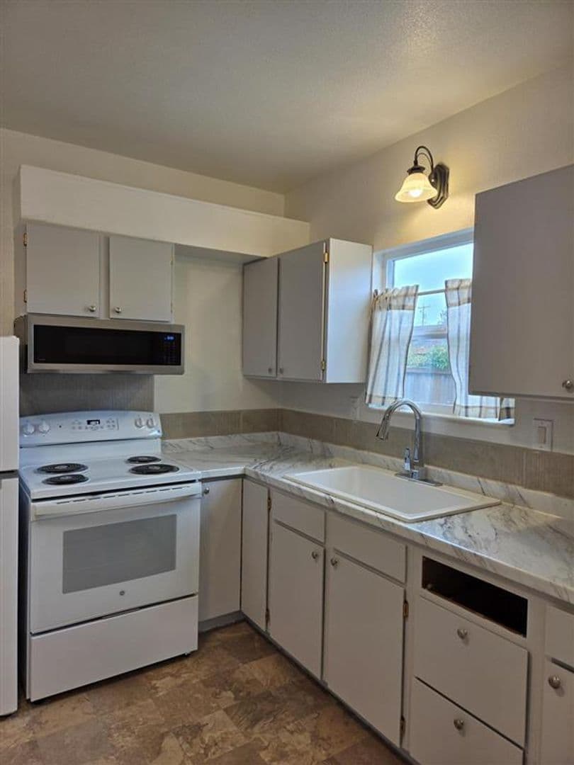 Mount Vernon Apartment: 1717 S 2nd Street