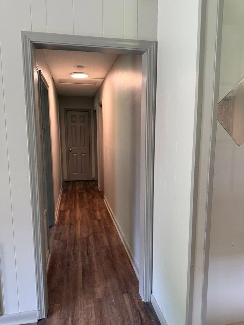 Hattiesburg House: 822 Laura Street