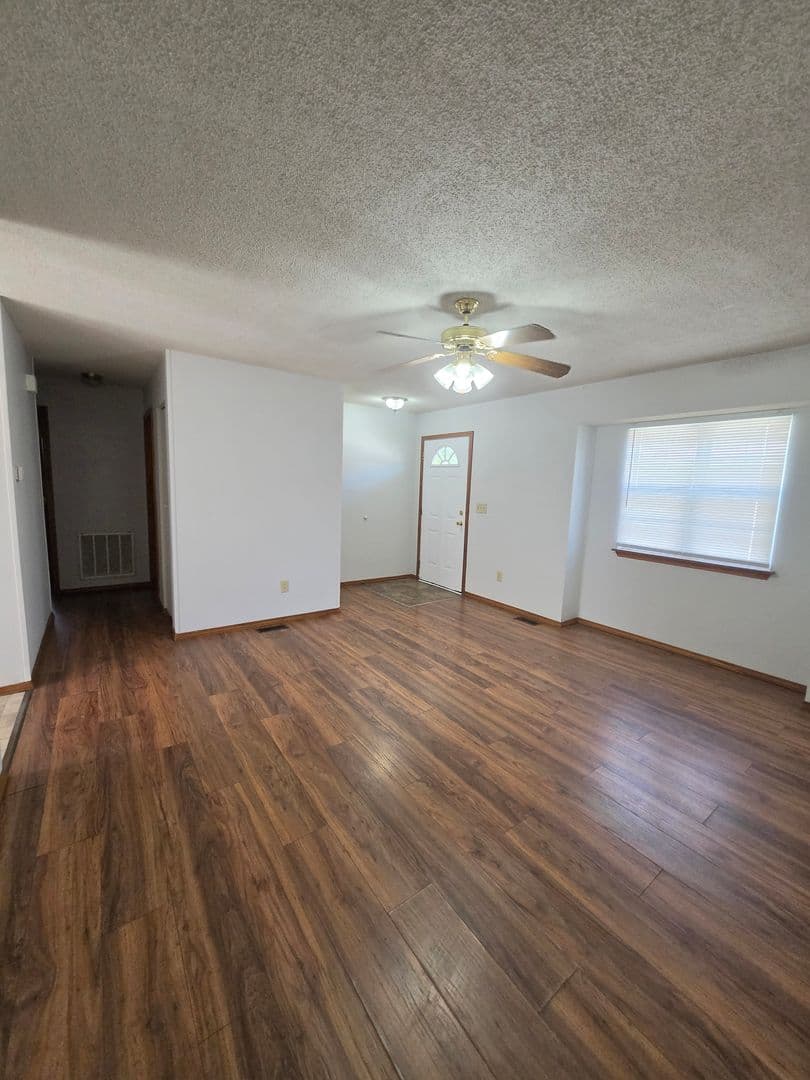 Joplin Townhome: 1317 Wisconsin