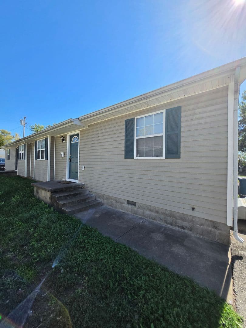 Joplin Townhome: 1317 Wisconsin
