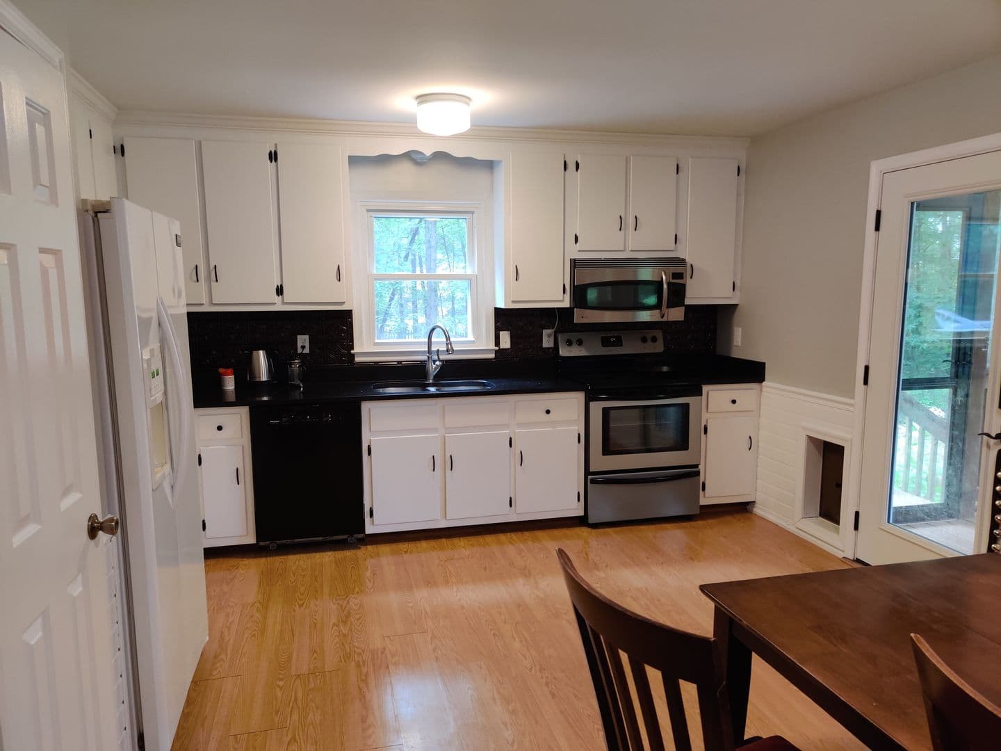 Louisa House: 4694 Walton Rd