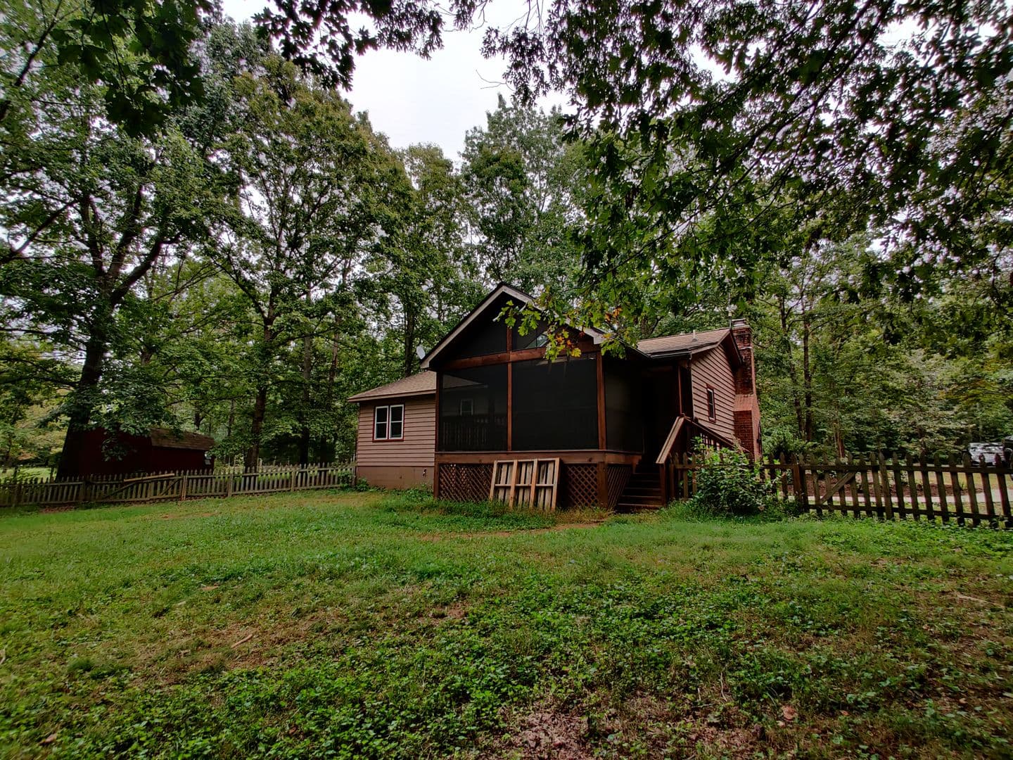 Louisa House: 4694 Walton Rd