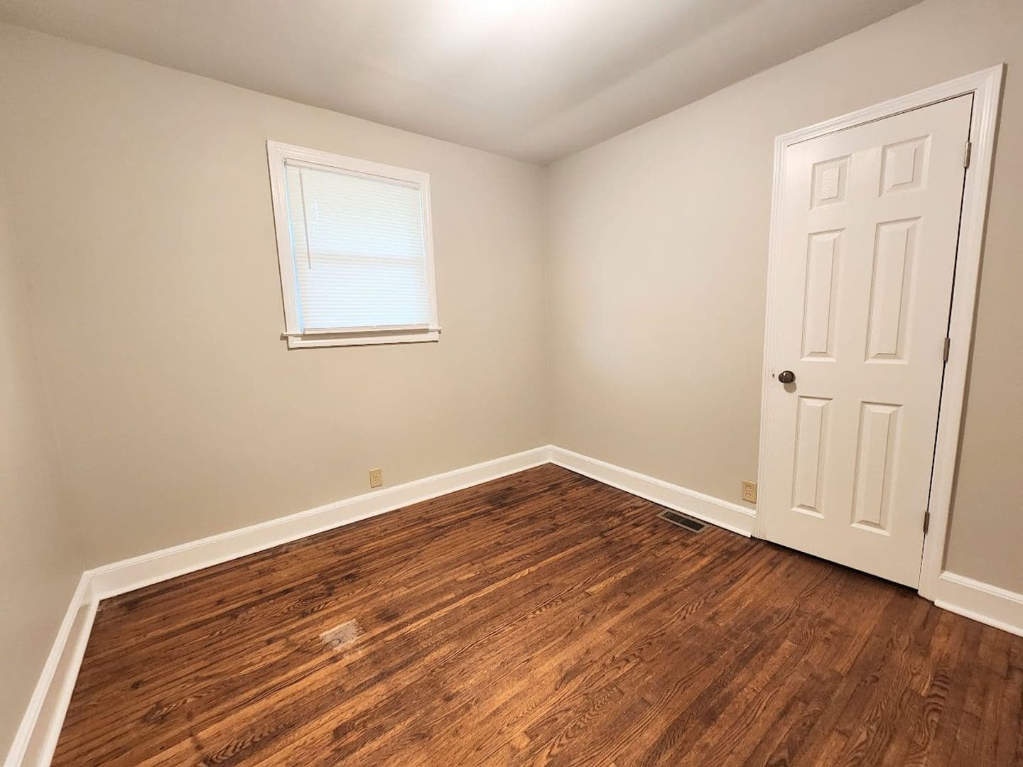 West Pelzer House: 14 Stephanie Drive