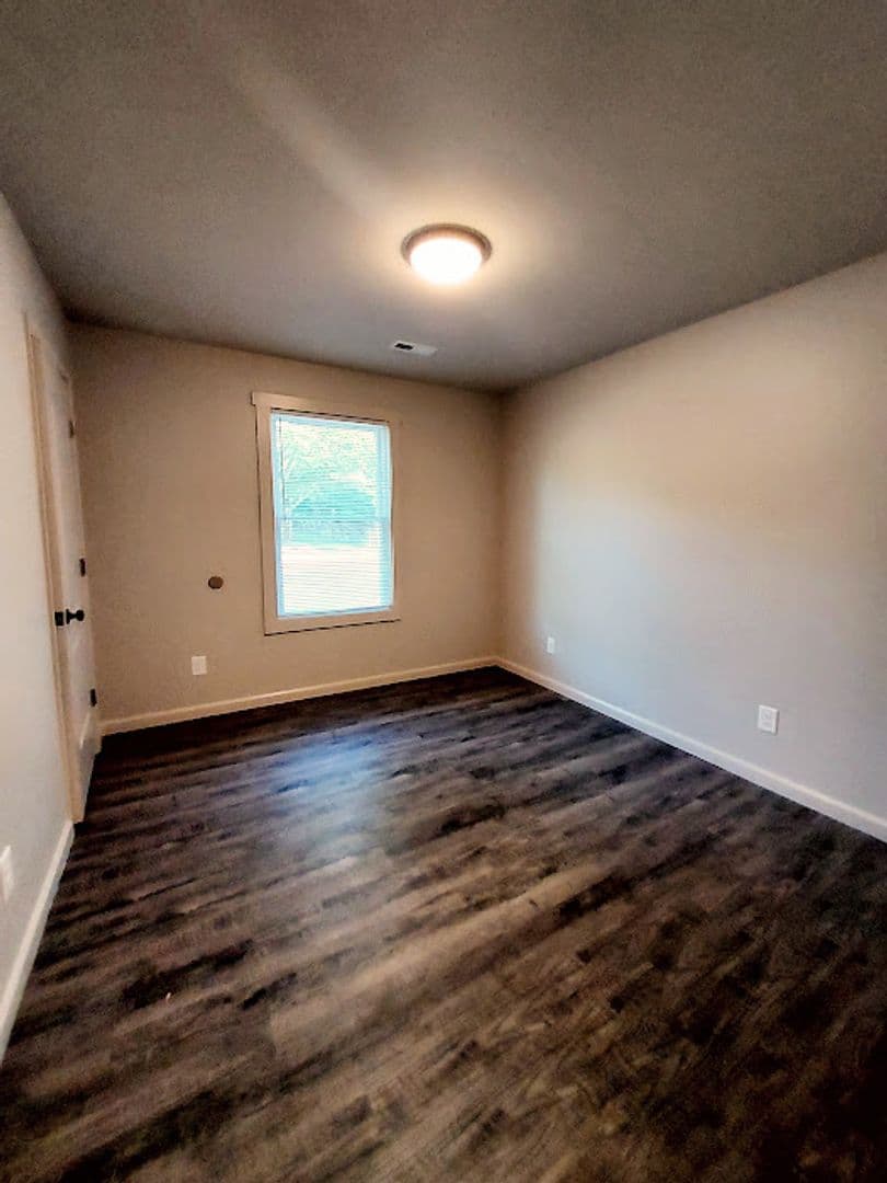 Pelzer Apartment: 8 Stephanie Dr