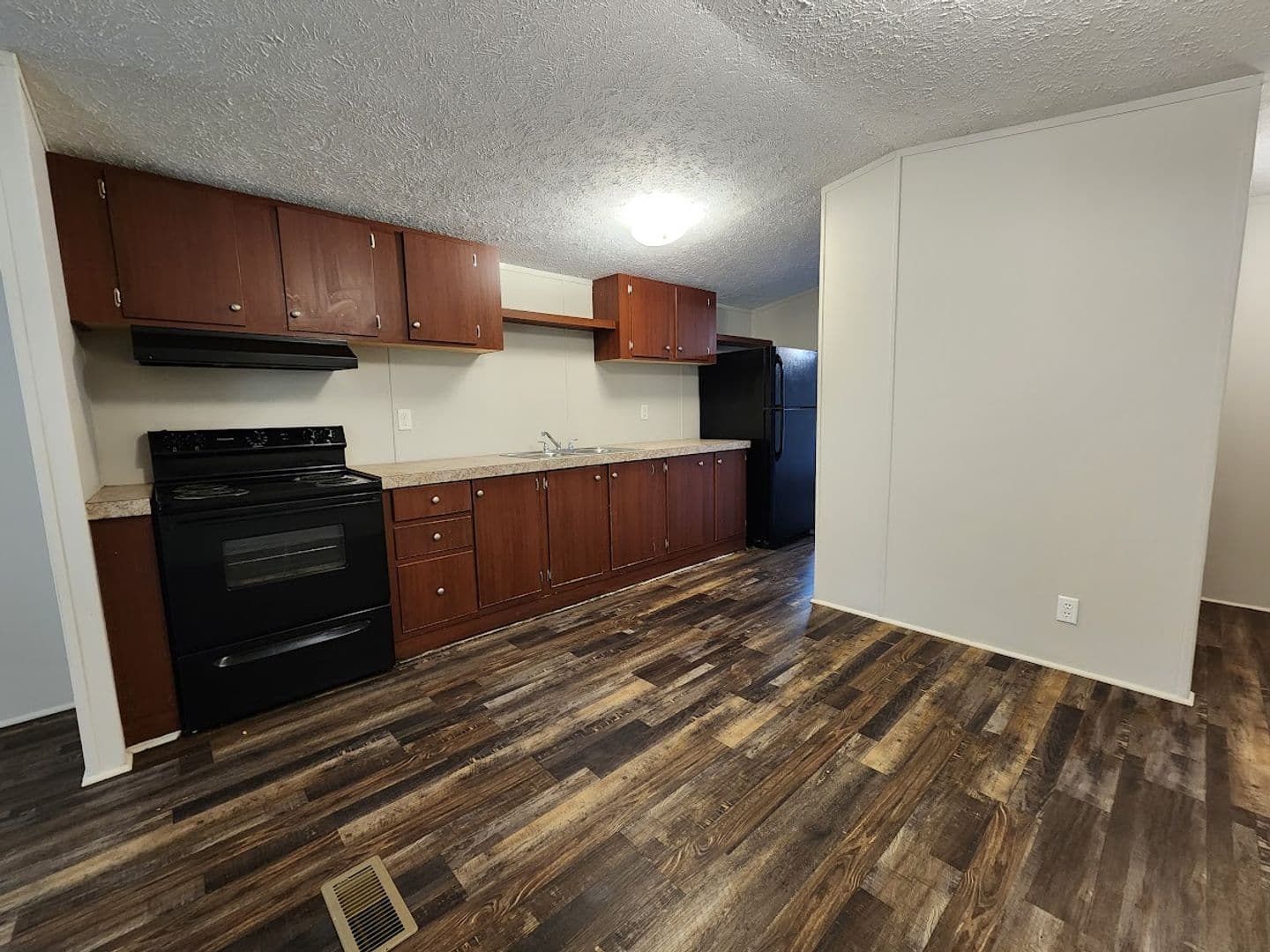 Pickens County Apartment: Sunshadow Cir