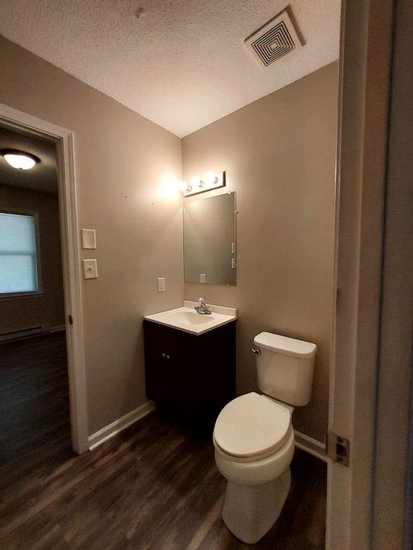 Anderson Apartment: 2103 S. Main Street