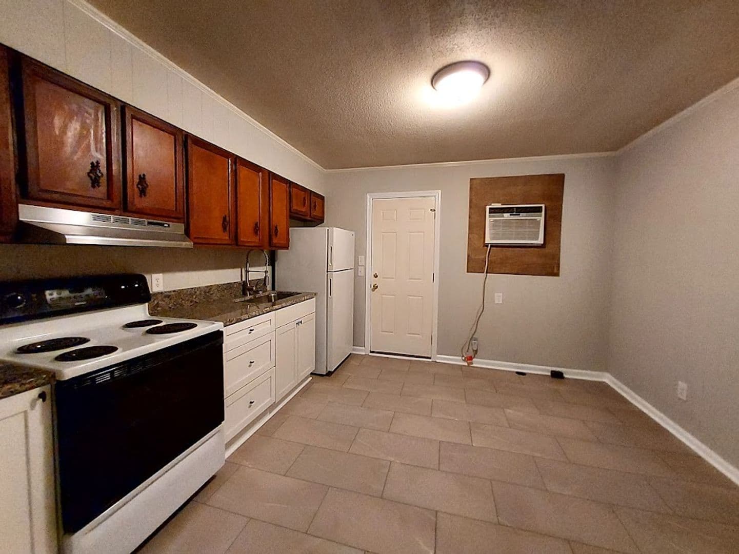 Piedmont Apartment: 129 Beardsley Road