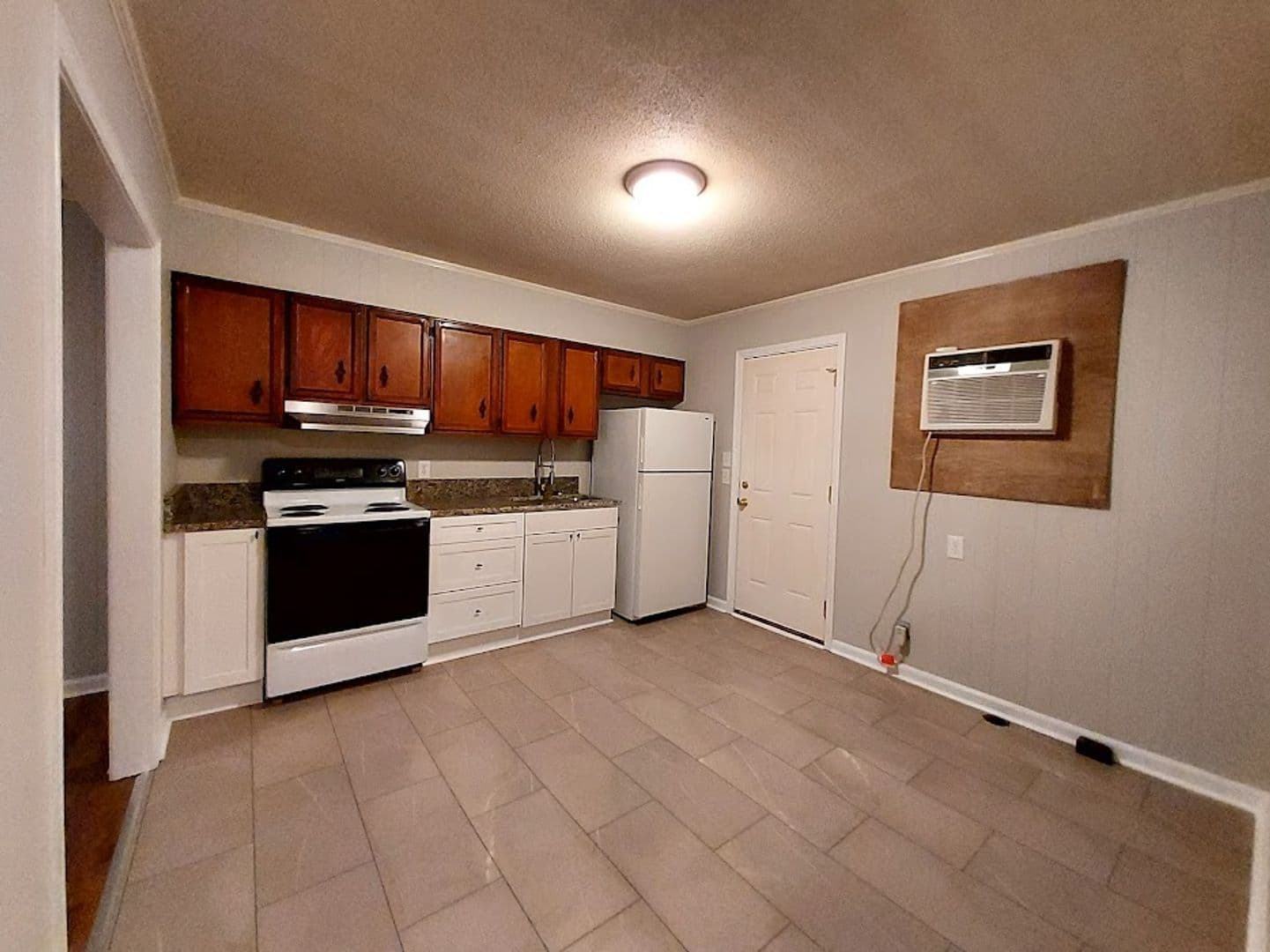 Piedmont Apartment: 129 Beardsley Road