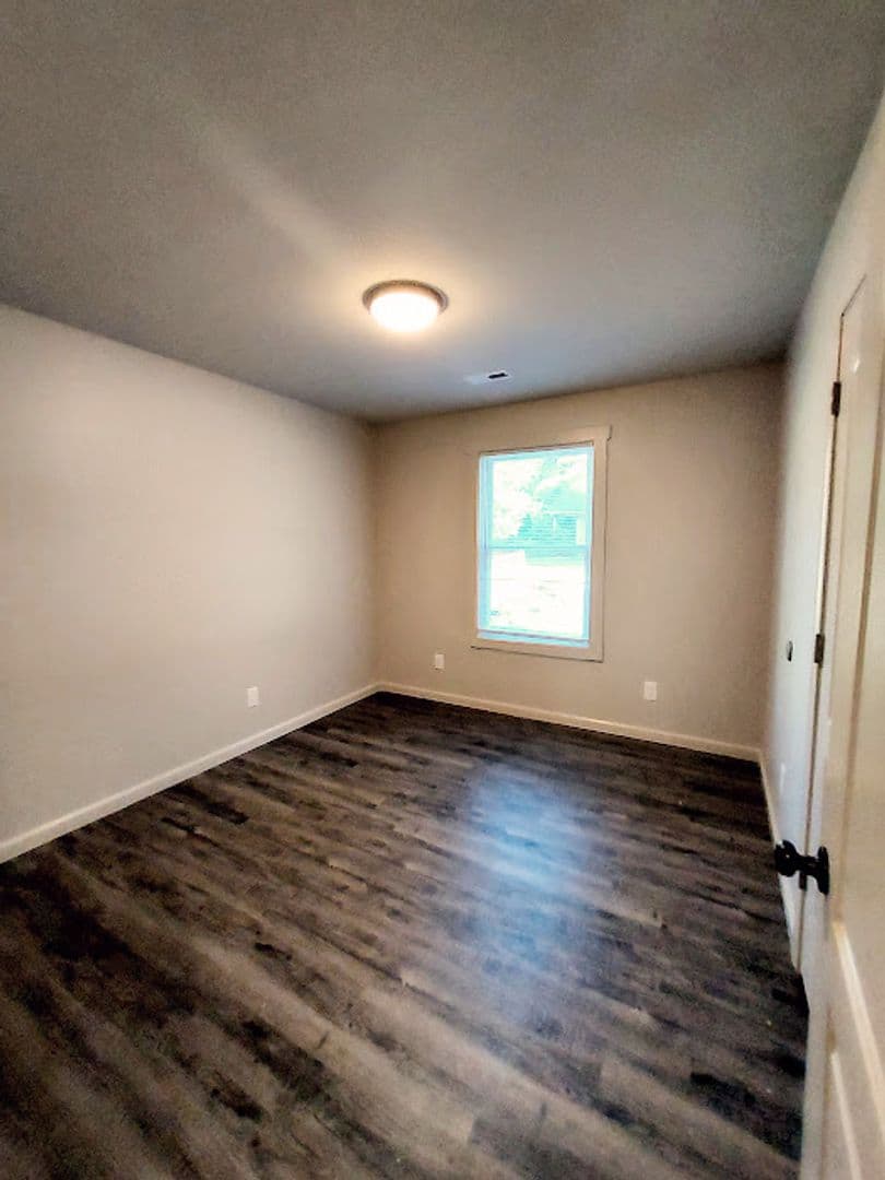 Pelzer Apartment: 8 Stephanie Dr