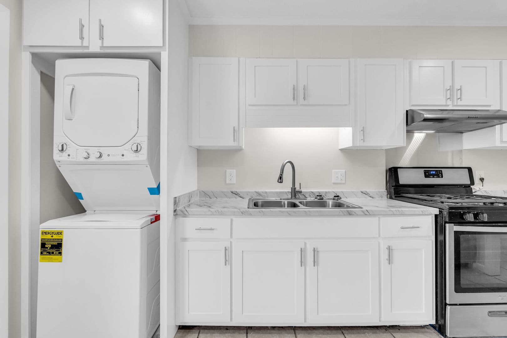 Starkville Apartment: 1010 N Montgomery Street - 3B