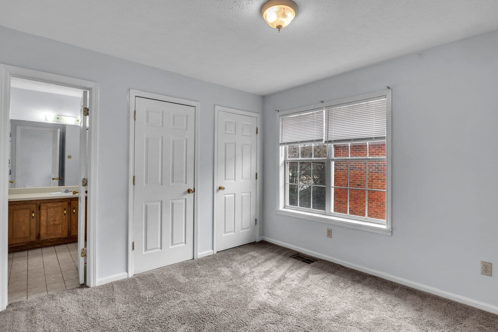 Starkville Apartment: 103 Locksley Way