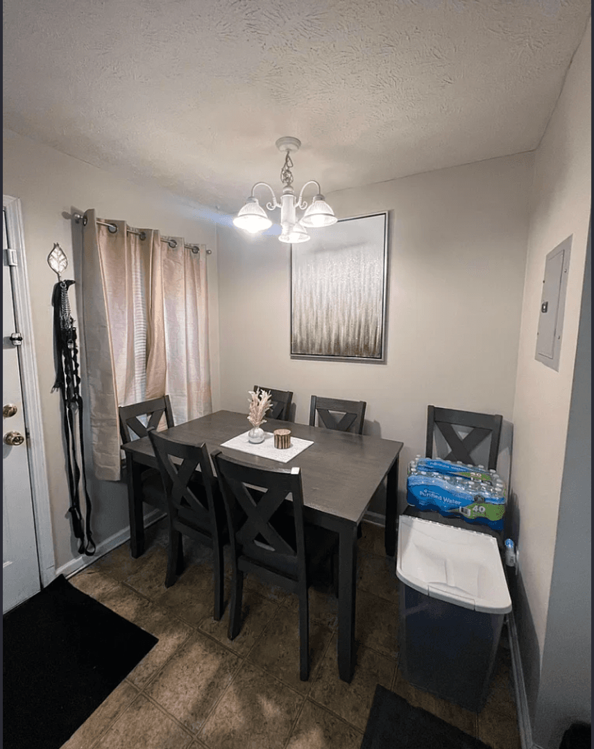 Starkville Apartment: 904 N Montgomery St
