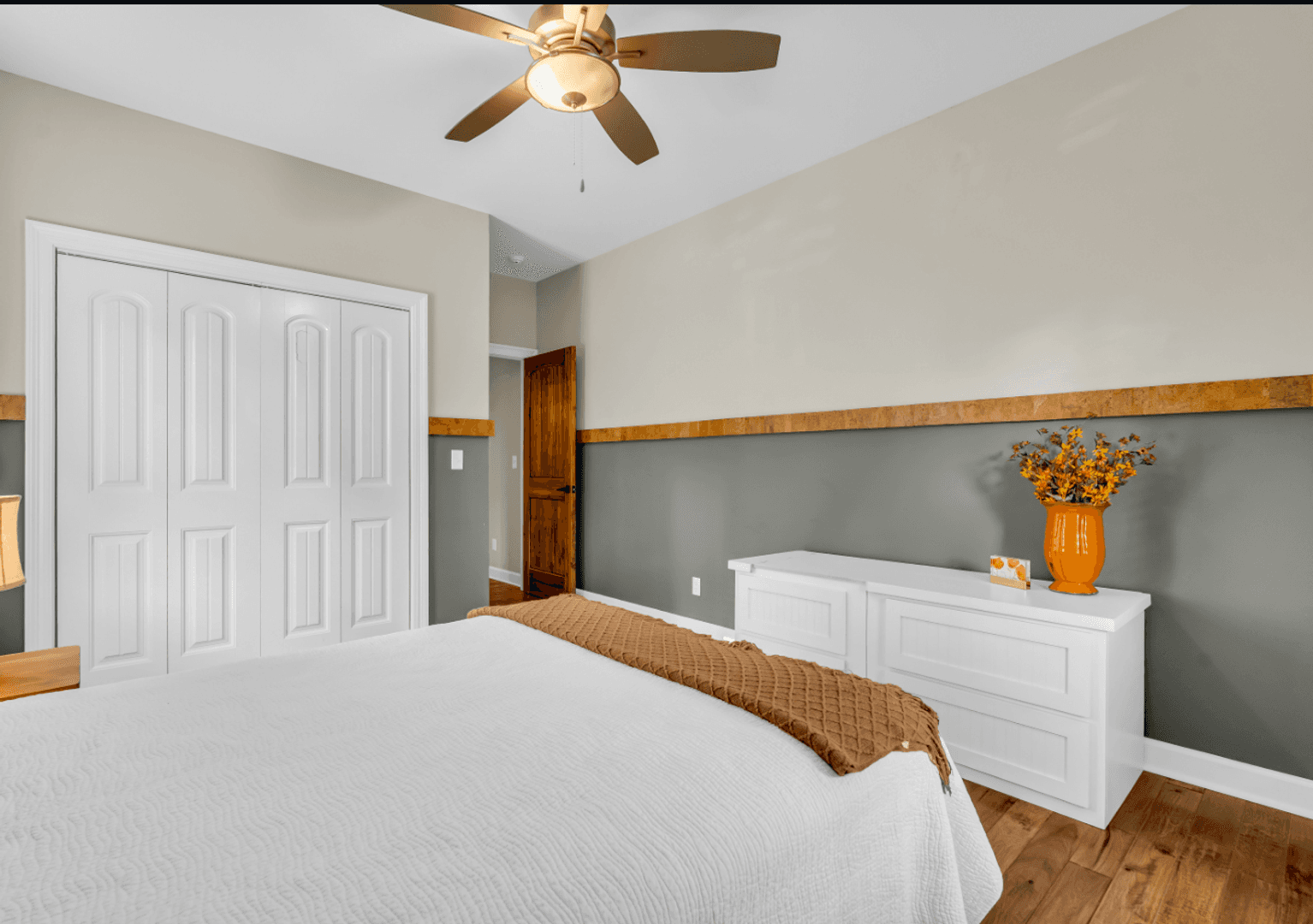 Columbus House: 790 Moores Creek Rd