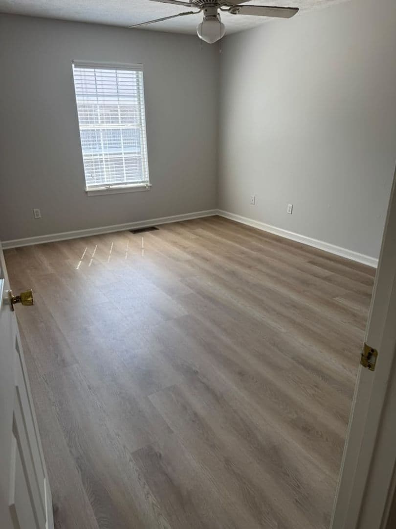 Starkville Apartment: 904 N Montgomery St