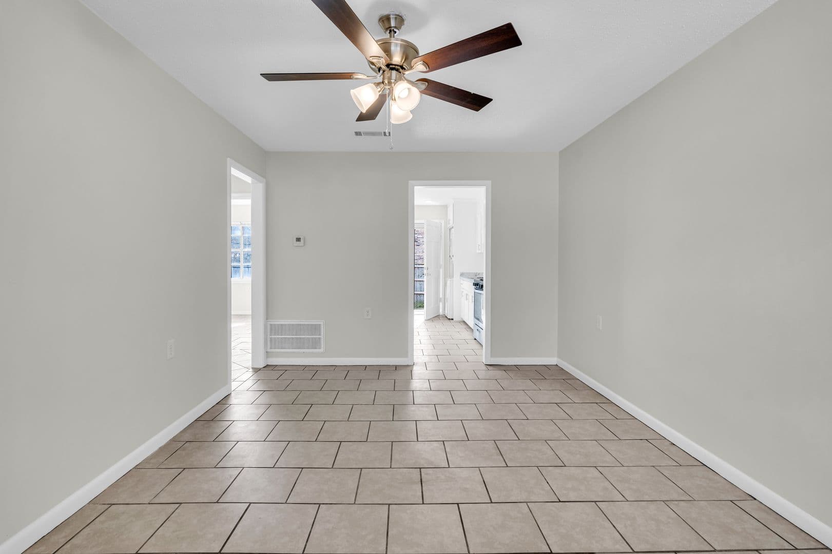 Starkville Apartment: 1010 N Montgomery Street - 2B