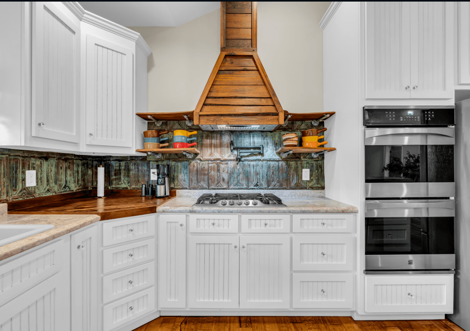 Columbus House: 790 Moores Creek Rd
