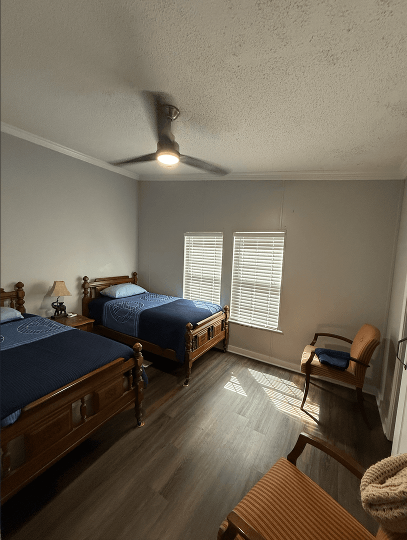 Starkville House: 3132 Pat Station Rd
