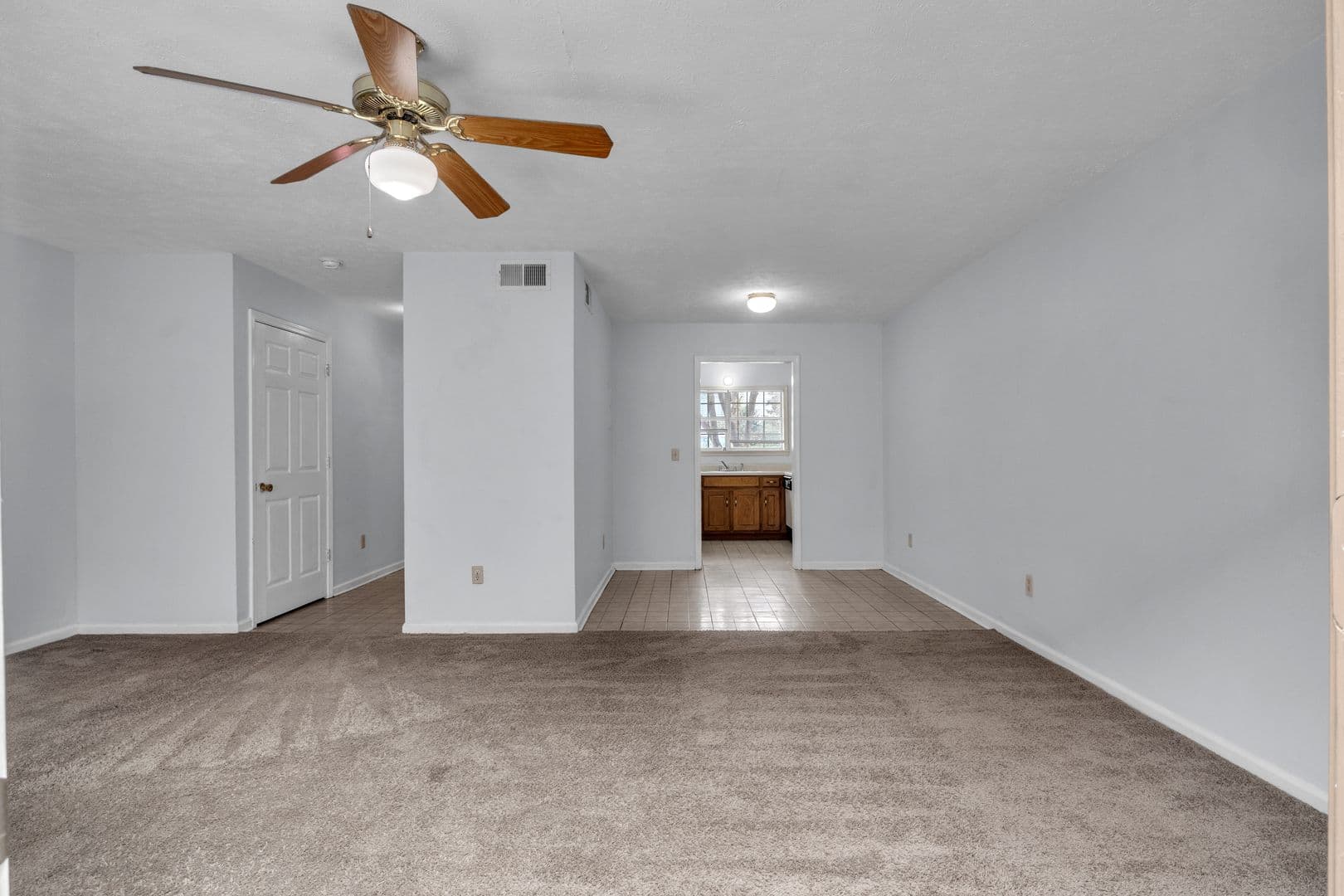 Starkville Apartment: 103 Locksley Way