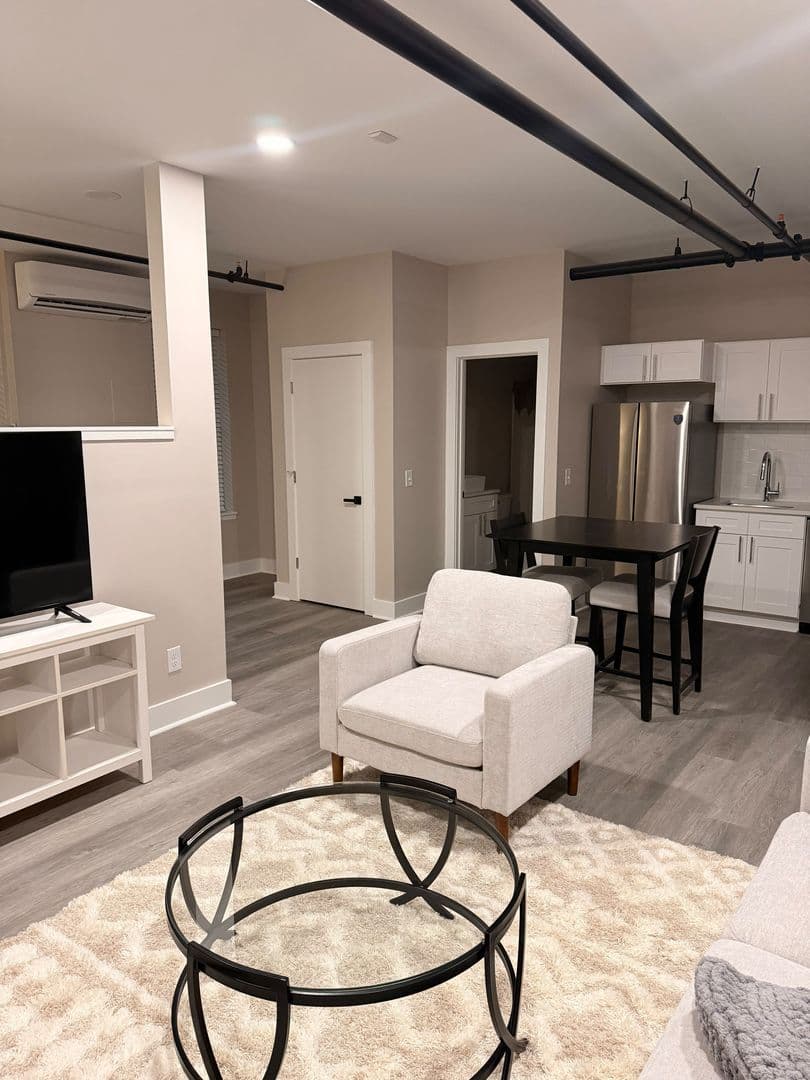 Columbus Apartment: 710 3rd Avenue North
