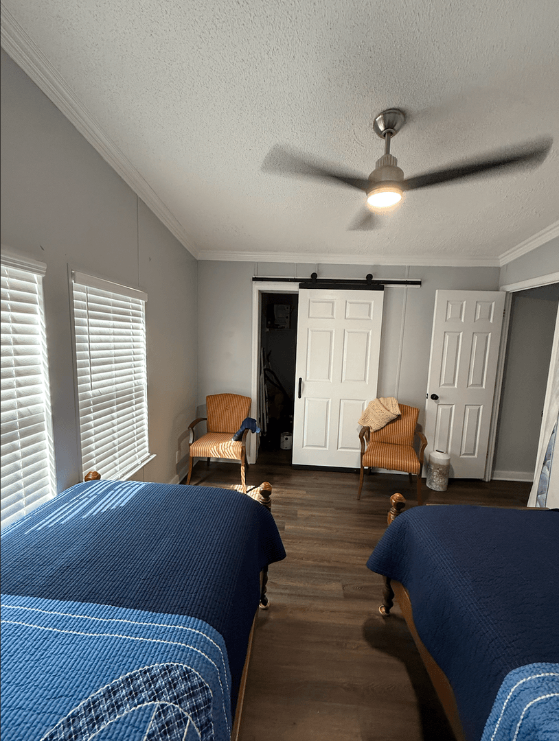 Starkville House: 3132 Pat Station Rd