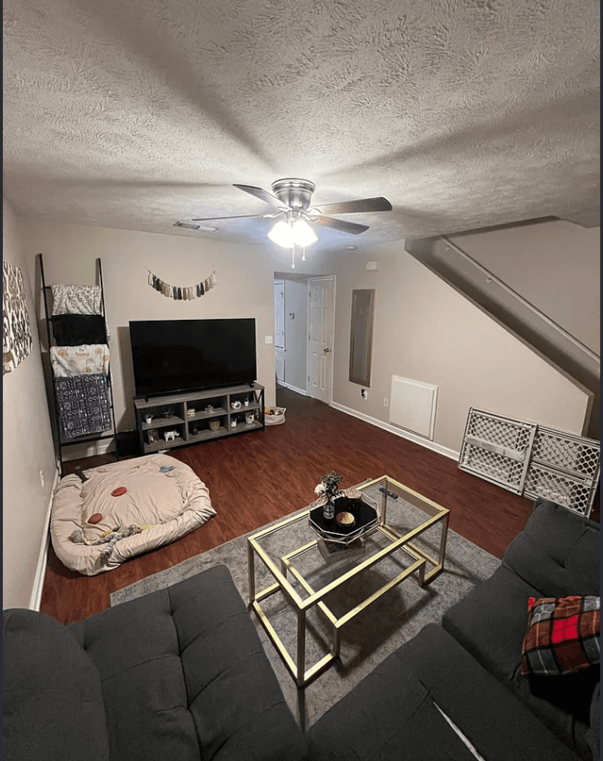 Starkville Apartment: 904 N Montgomery St