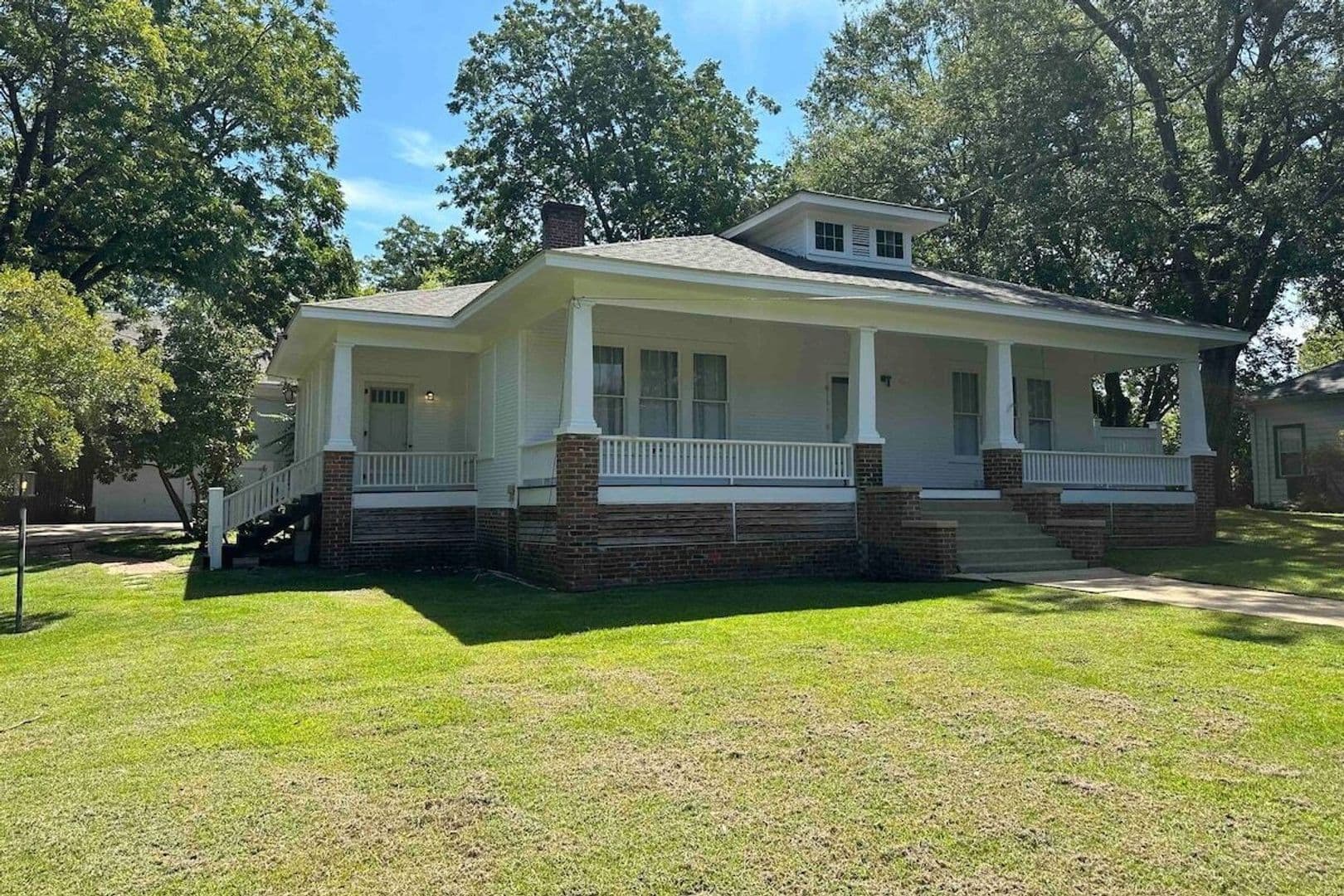 Starkville Apartment: 507 S Jackson St Units C-E