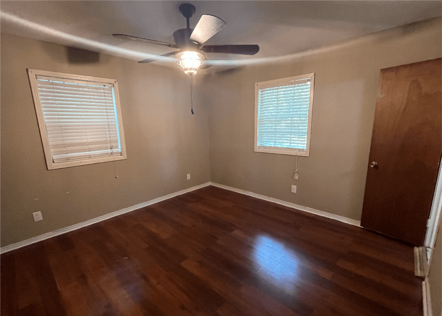 Columbus House: 601 N Browder