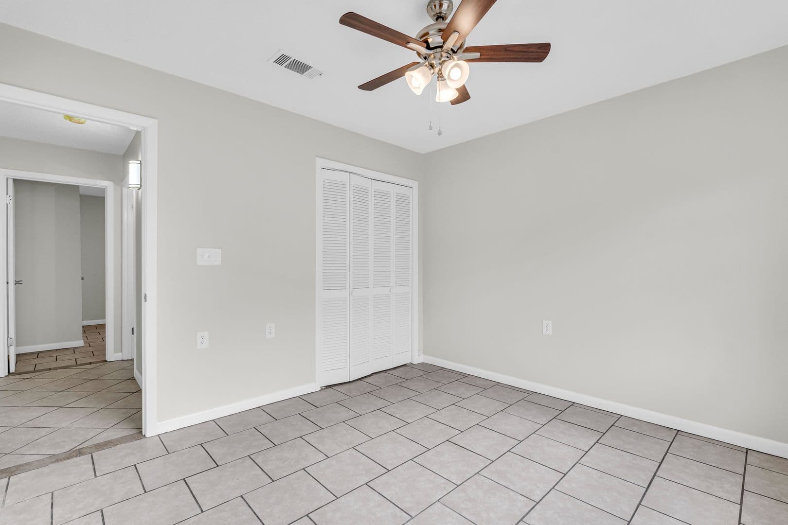 Starkville Apartment: 1010 N Montgomery Street - 3B