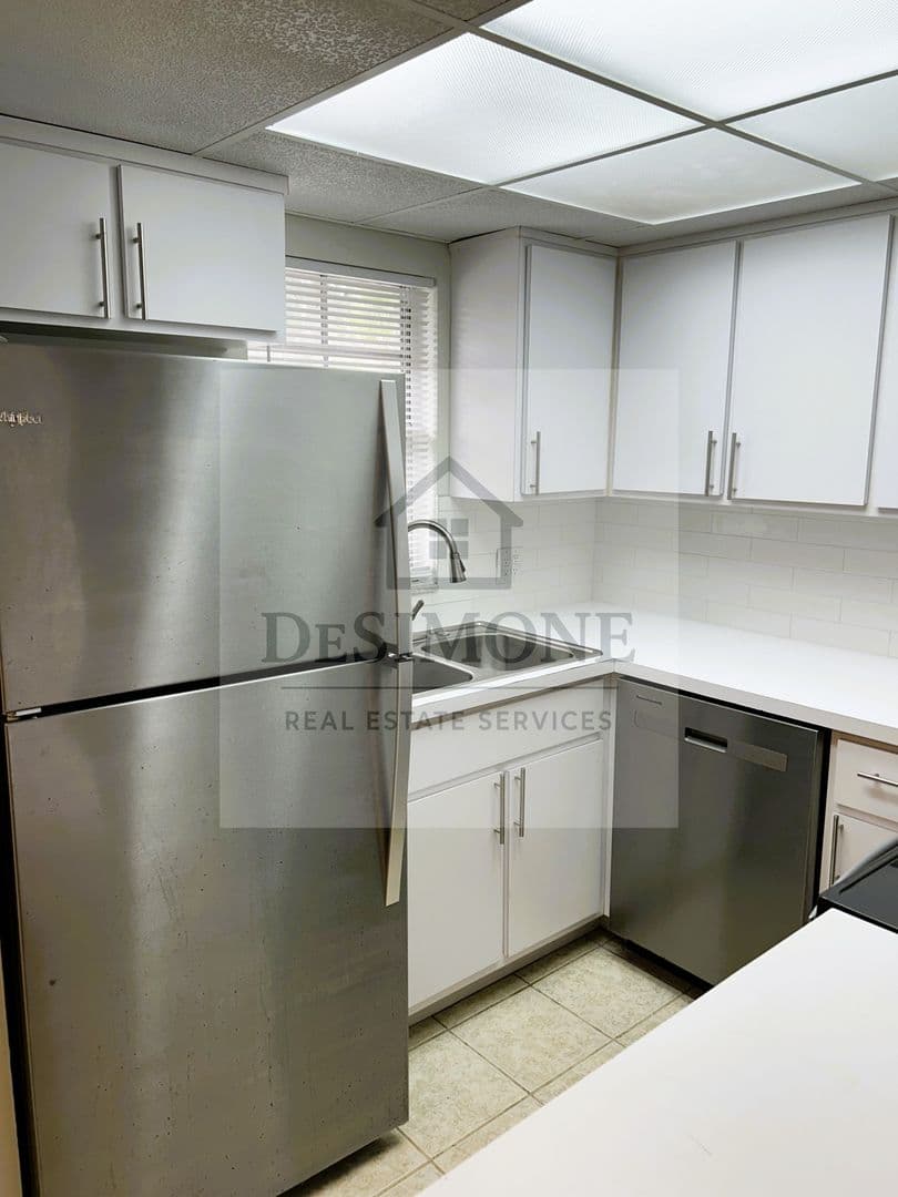 Silver Springs Apartment: 2620 NE 52nd Court