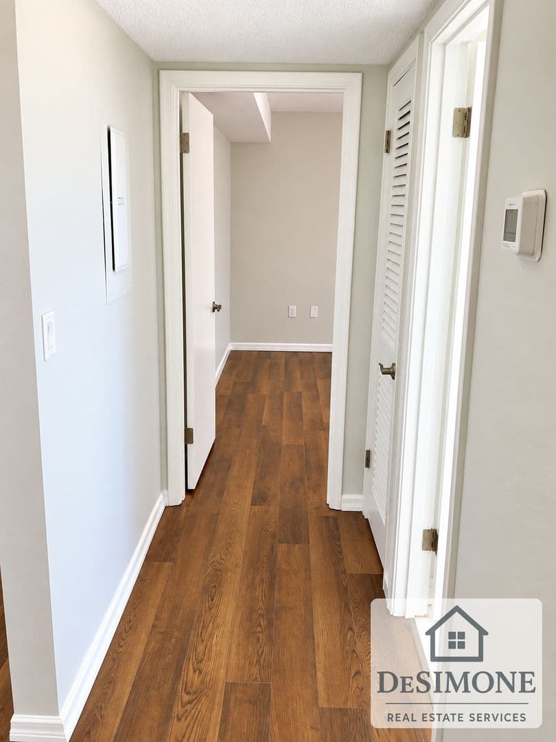 Silver Springs Apartment: 2620 NE 52nd Court