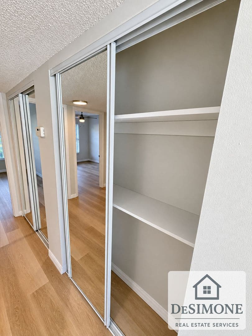 Silver Springs Apartment: 2620 NE 52nd Court