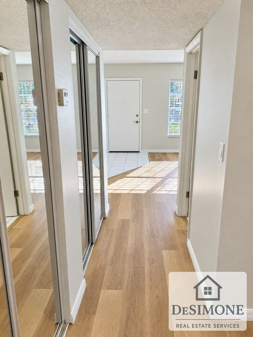Silver Springs Apartment: 2620 NE 52nd Court