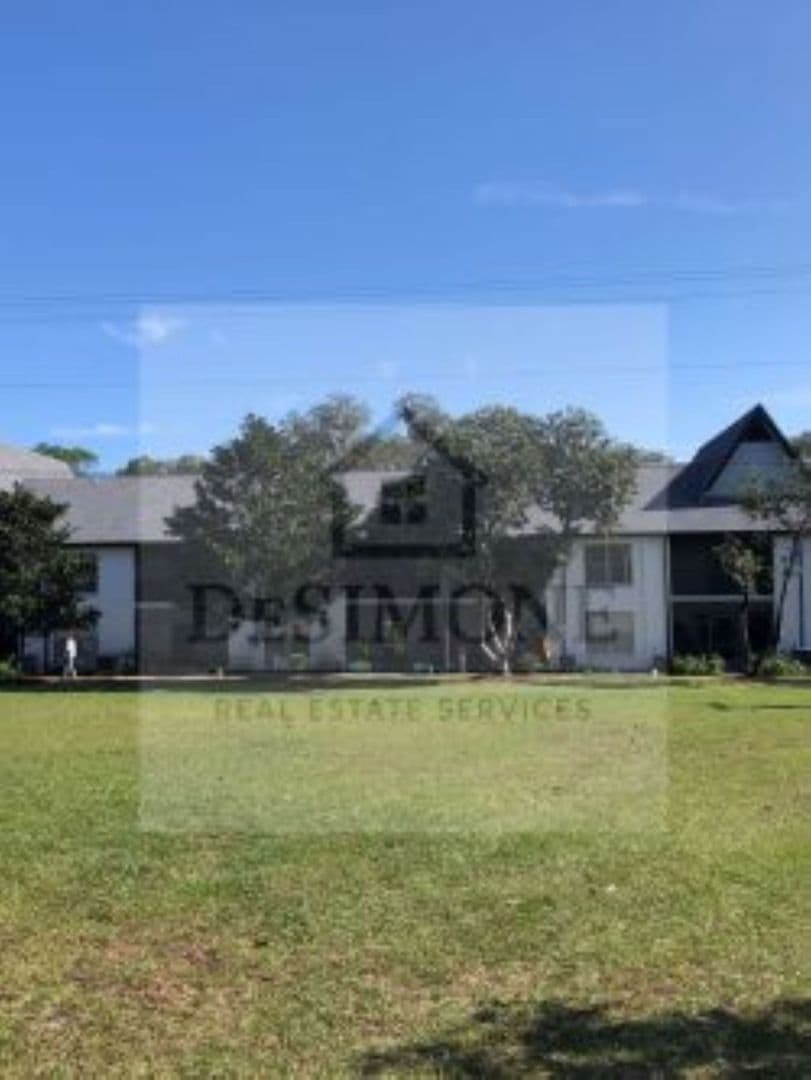 Silver Springs Apartment: 2620 NE 52nd Court