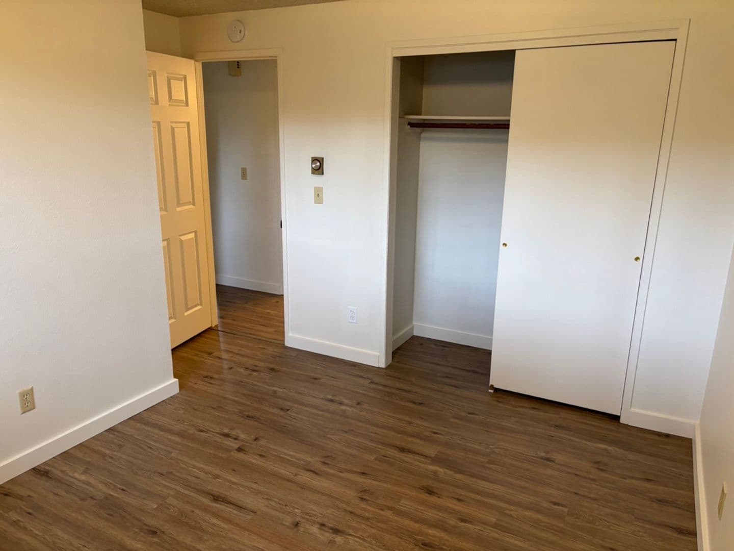Milwaukie Apartment: 5555 SE Gill St