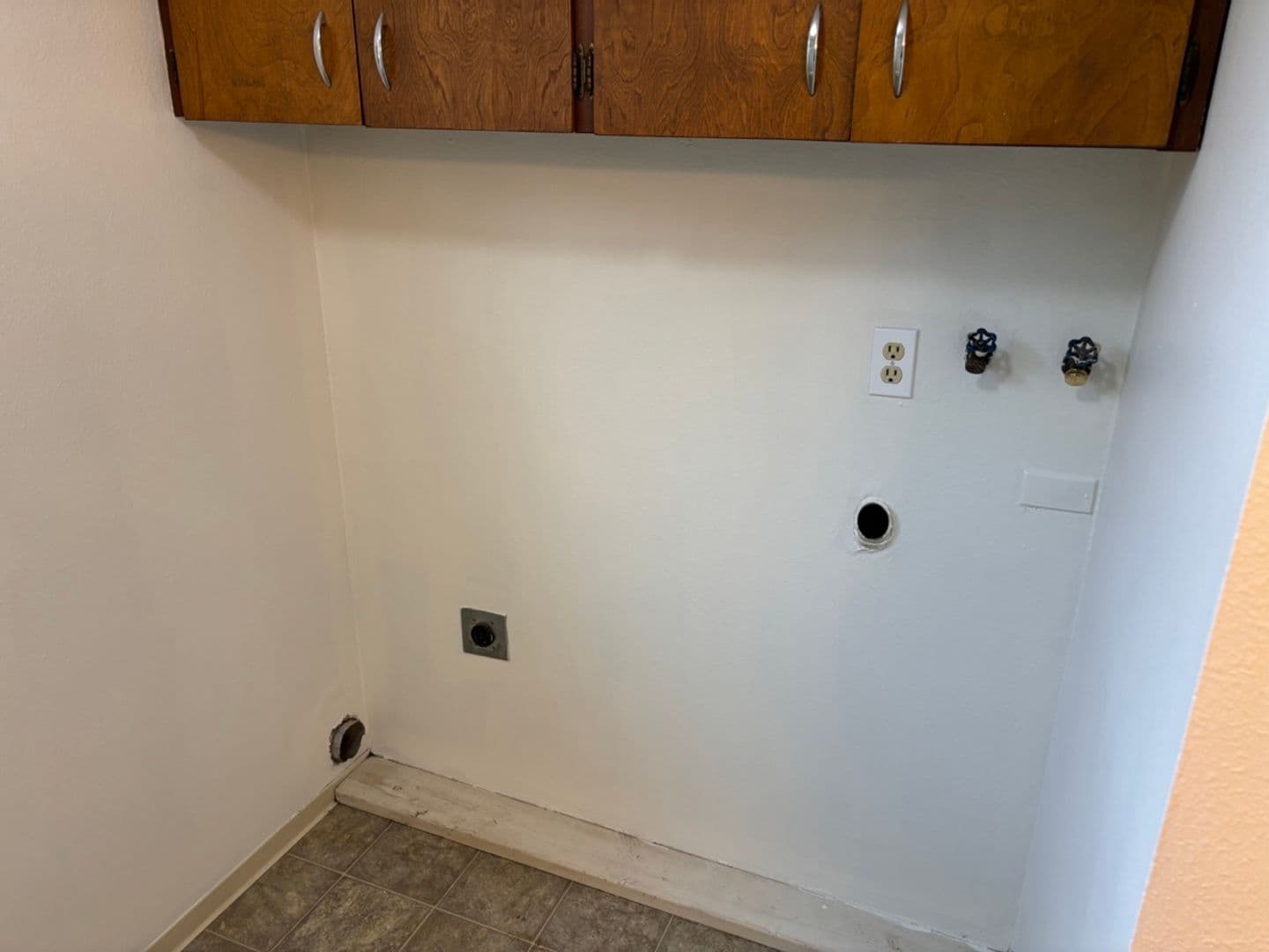 Milwaukie Apartment: 5555 SE Gill St