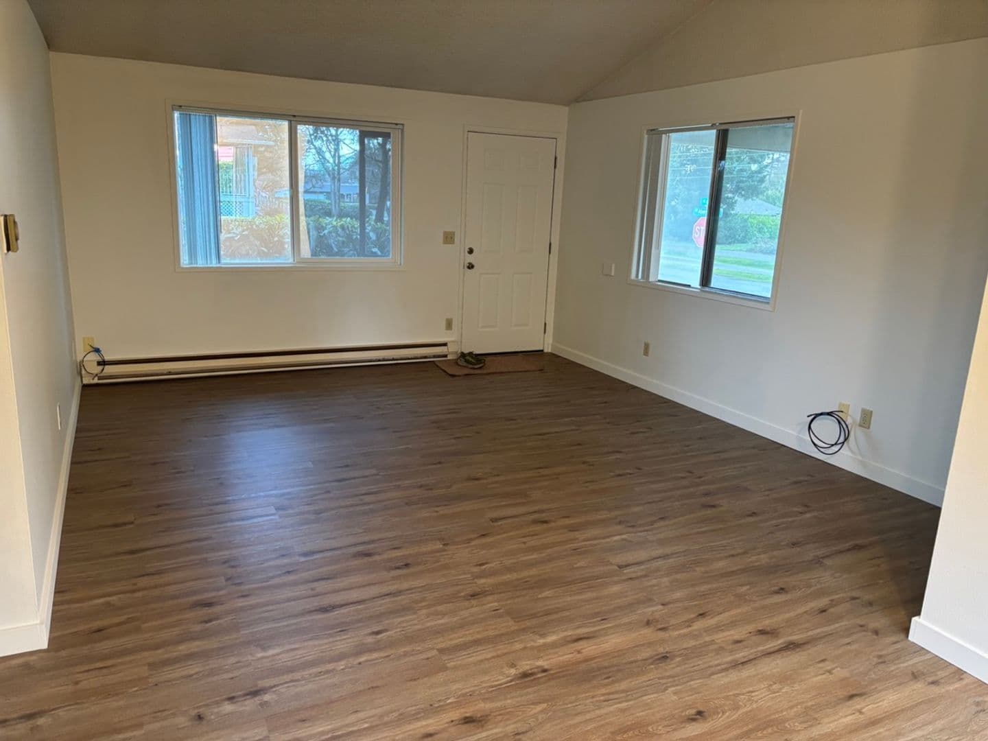 Milwaukie Apartment: 5555 SE Gill St