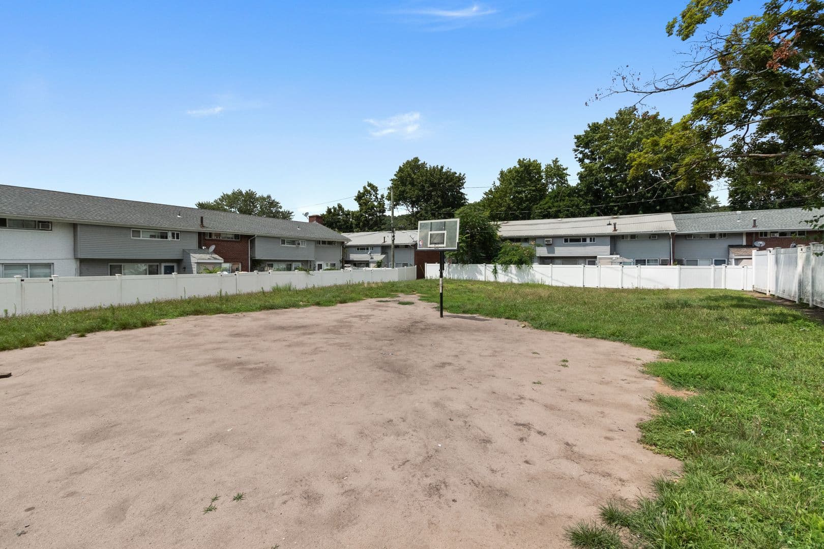 New Haven Apartment: 1314 Quinnipiac Avenue