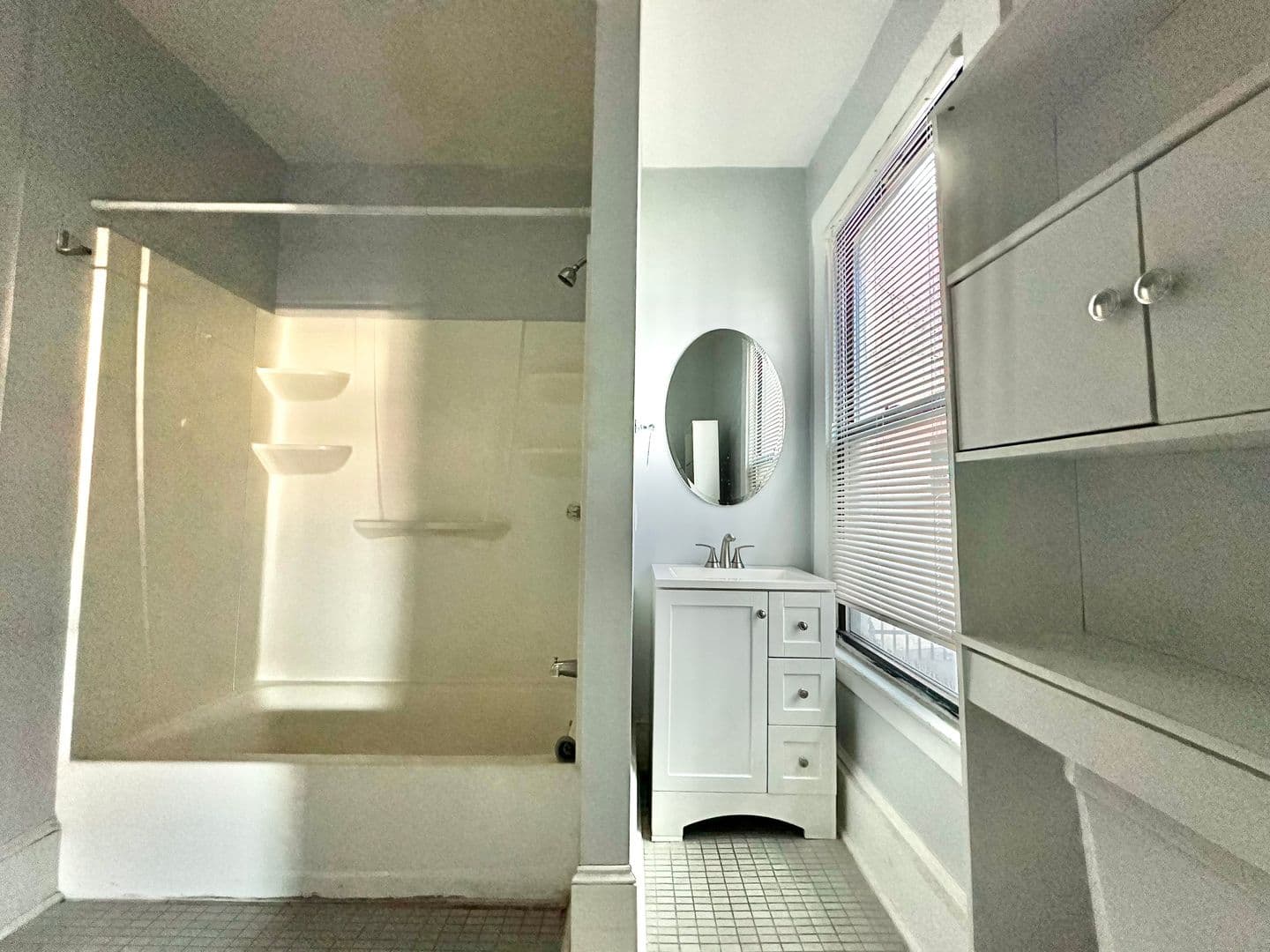 New Haven Apartment: 1371 Chapel Street