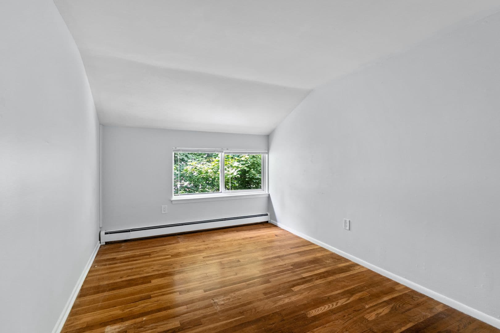 New Haven Apartment: 1314 Quinnipiac Avenue