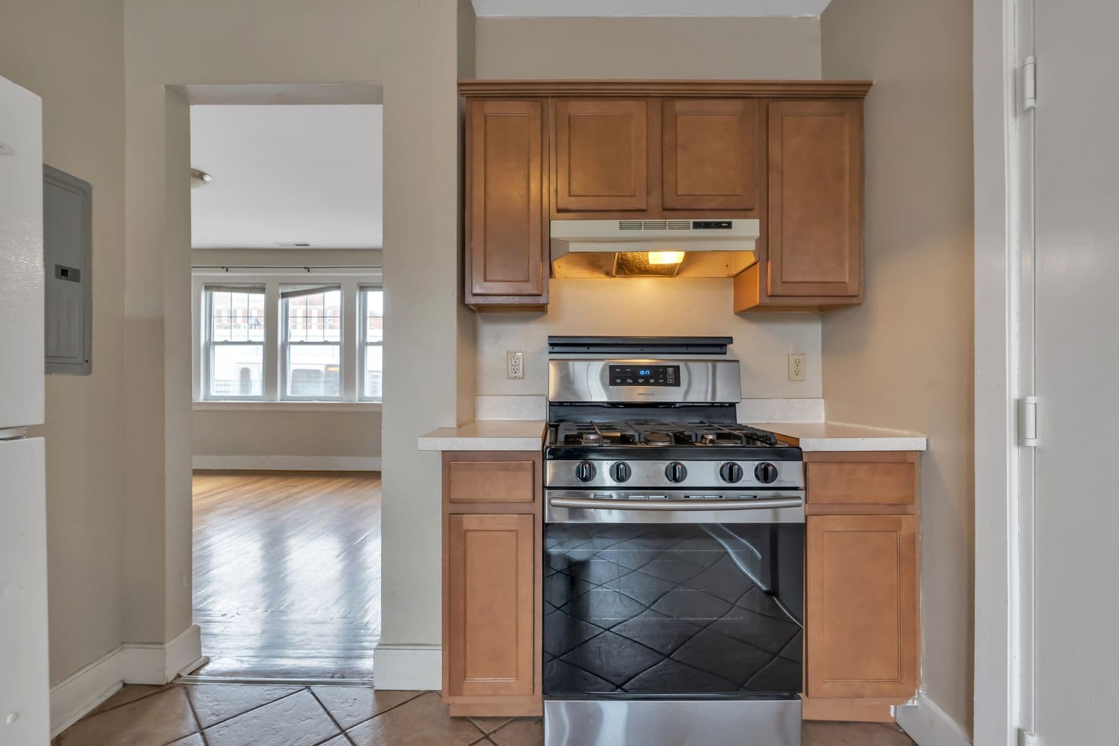 New Haven Apartment: 17 Howe Street