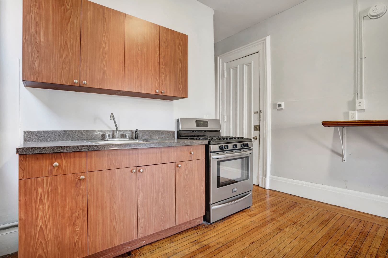 New Haven Apartment: 33-35 Howe Street