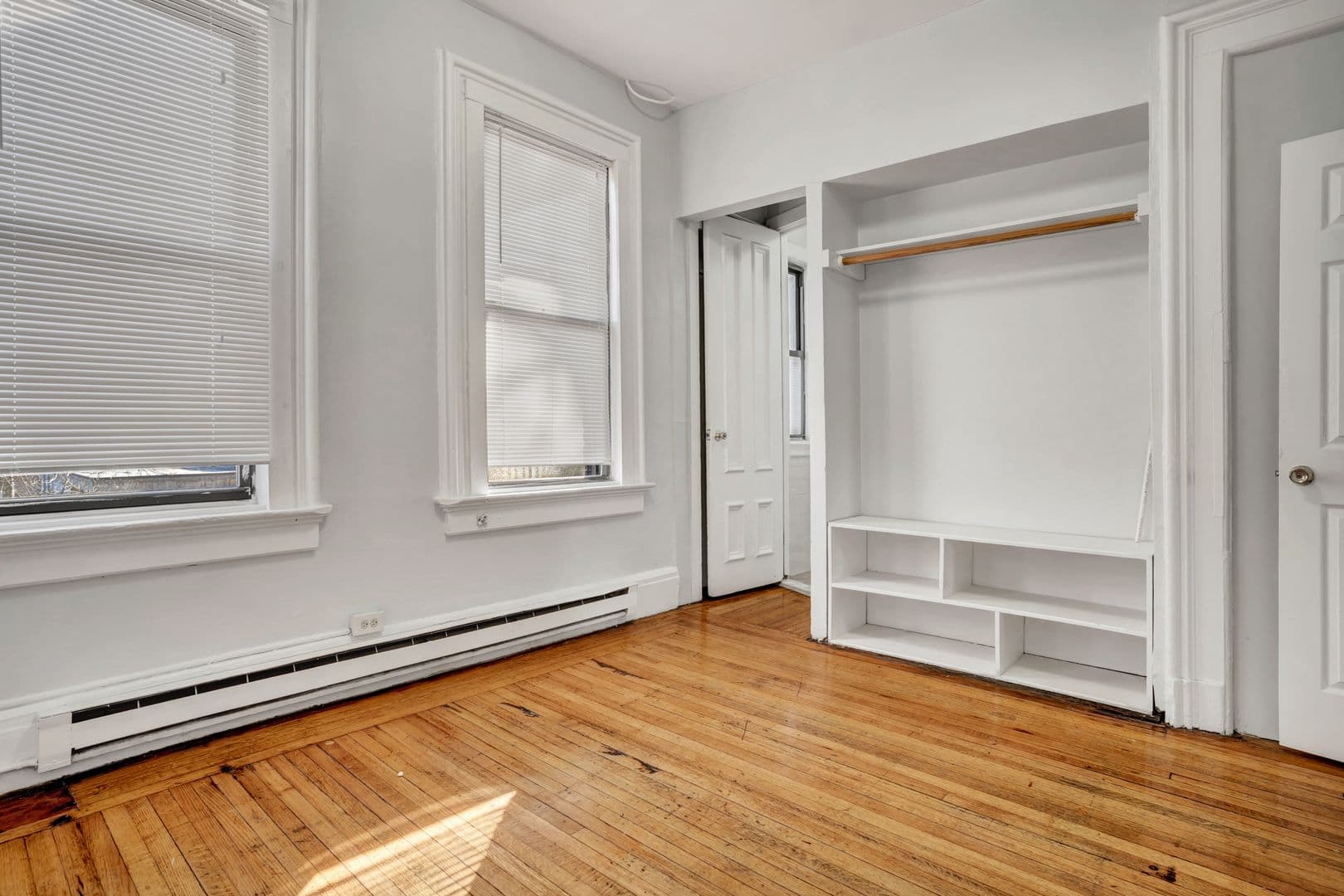New Haven Apartment: 33-35 Howe Street