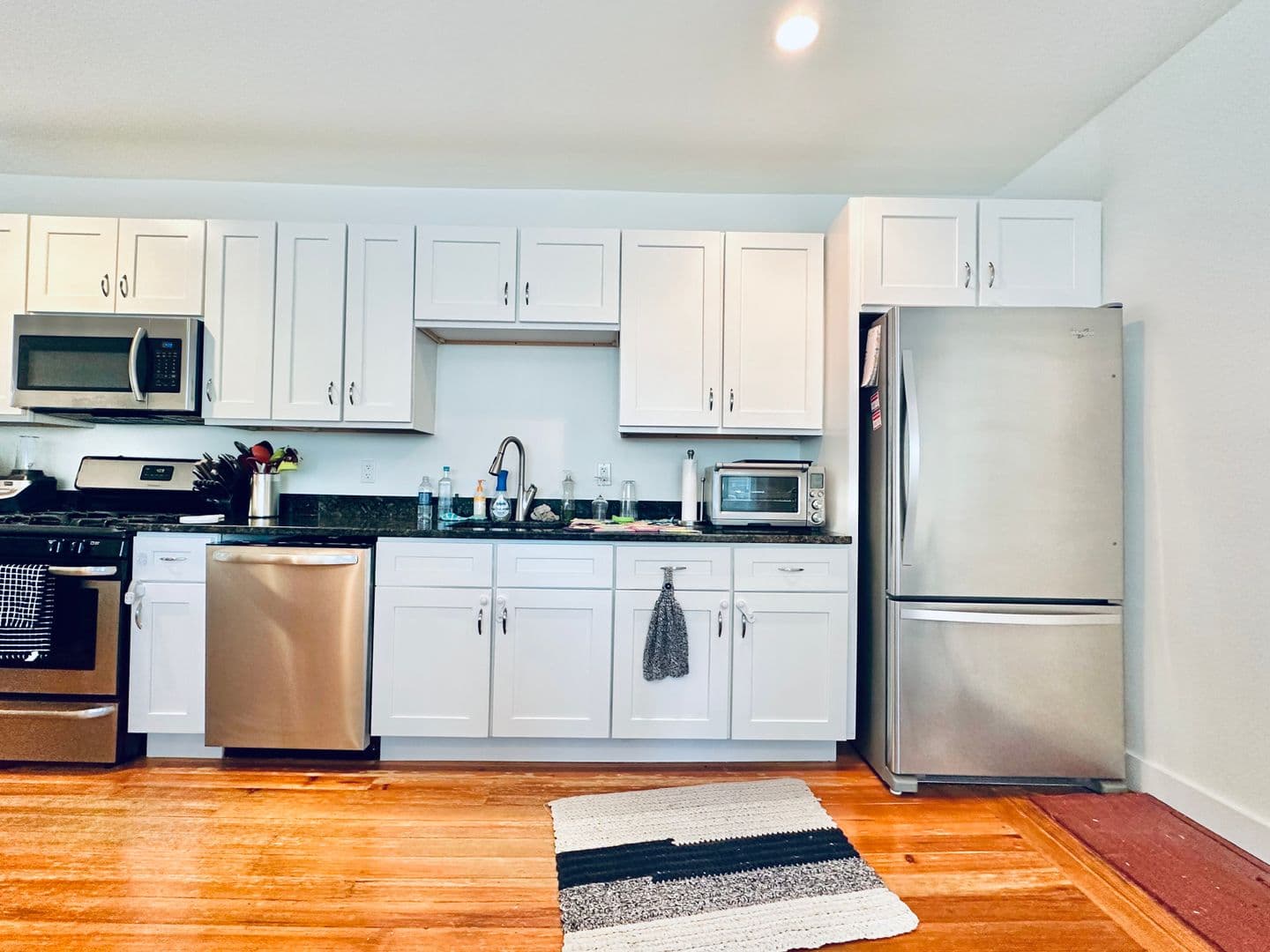 New Haven Apartment: 661 Prospect Street