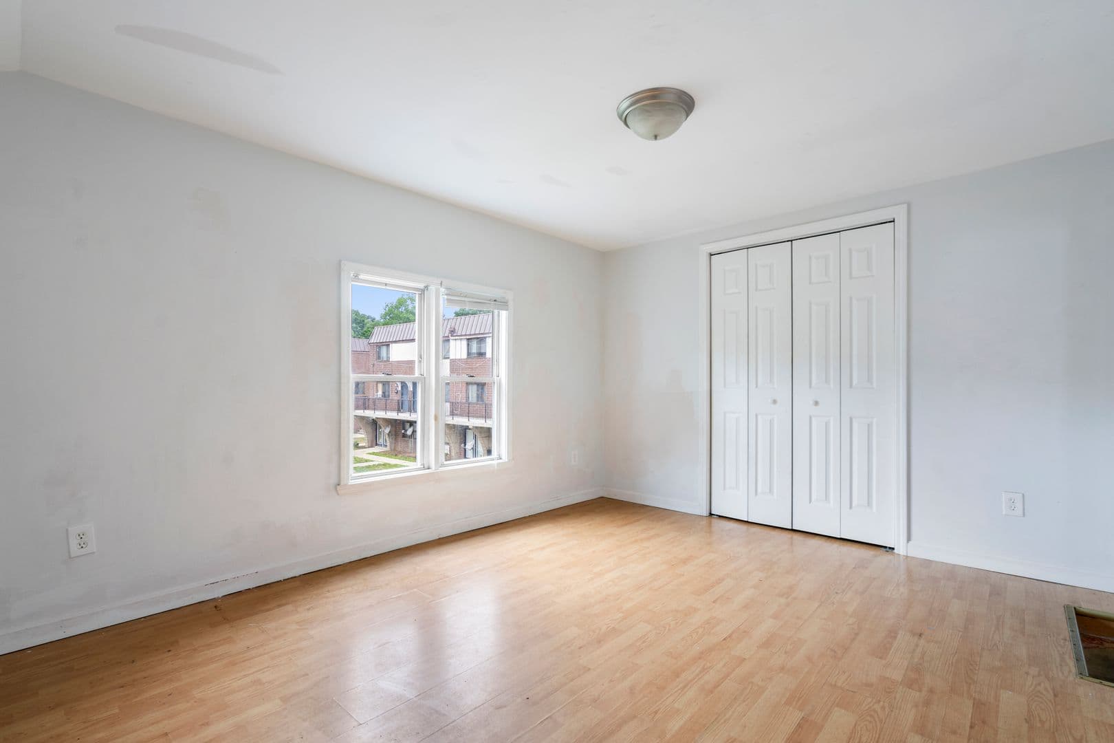 New Haven House: 12 Kensington Street
