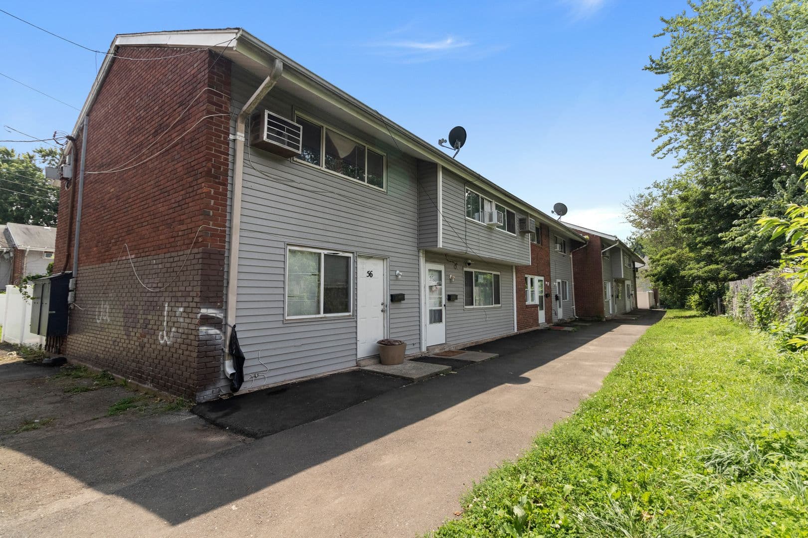 New Haven Apartment: 1314 Quinnipiac Avenue